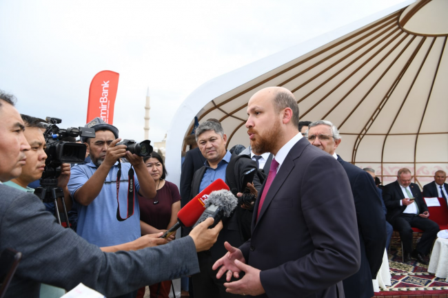 Dünyanın ilk üniversite "Geleneksel Spor Oyunları Meydanı" açıldı